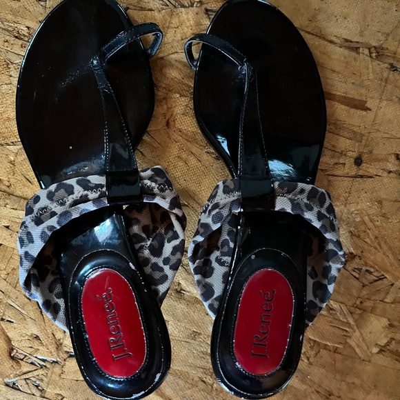 J Renee - Picture 1 of 2